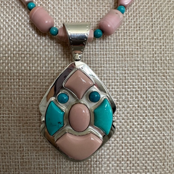Turquoise and pink beaded necklace with gorgeous pendant! By Jay King - Picture 5 of 11